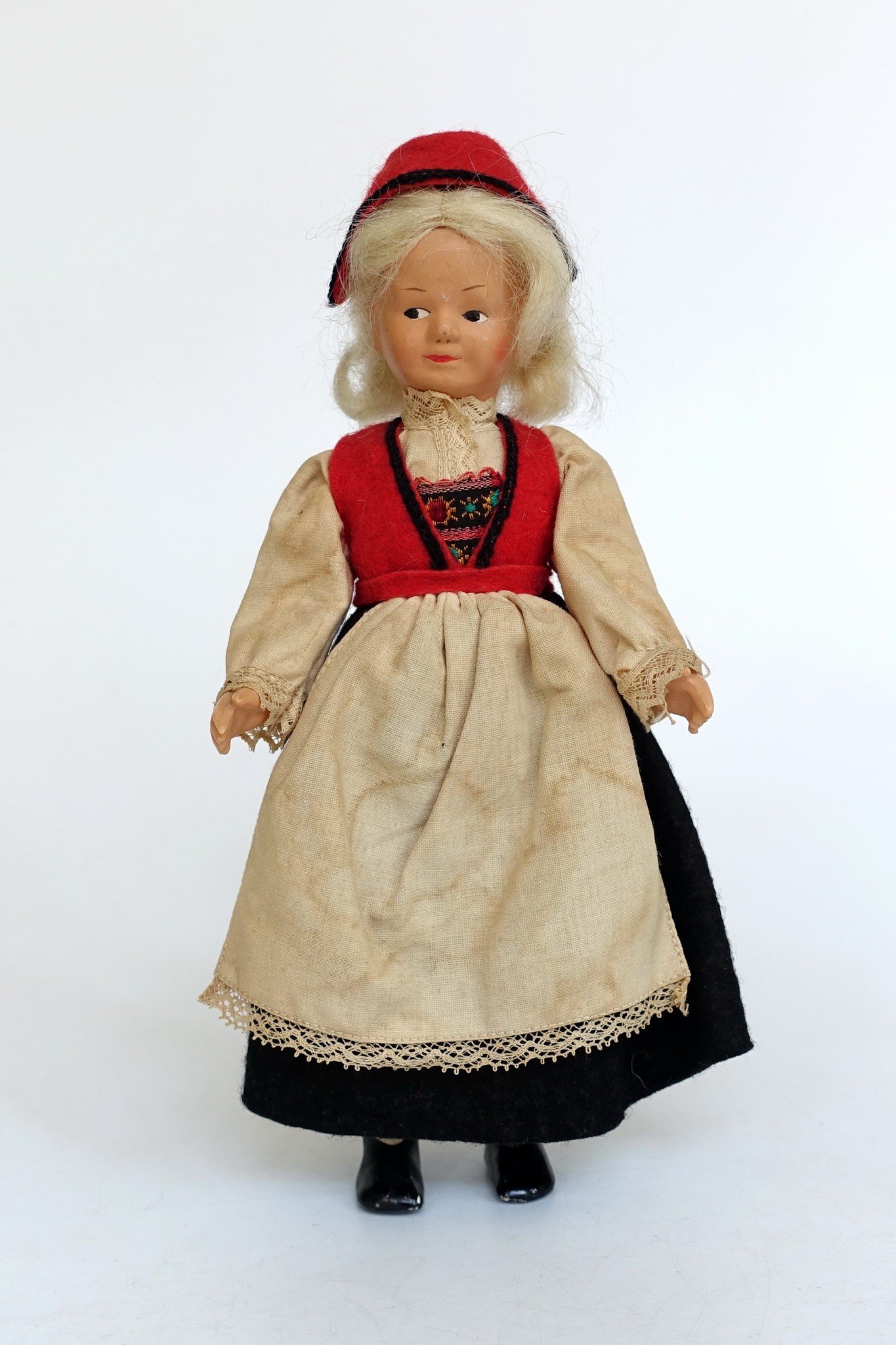 Norway Doll Hardanger | National costume dolls from all over the world