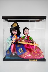 Picture of Korea Dolls in Display Case 